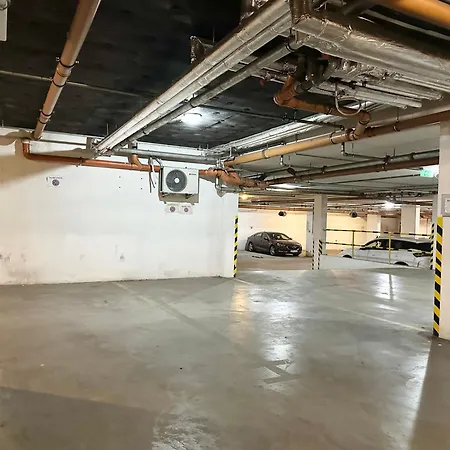 Prime - Modern 2 Bedroom Family With Balcony & Parking Included *