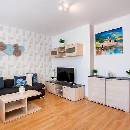 Διαμέρισμα Prime - Modern 2 Bedroom Family With Balcony & Parking Included Βουδαπέστη