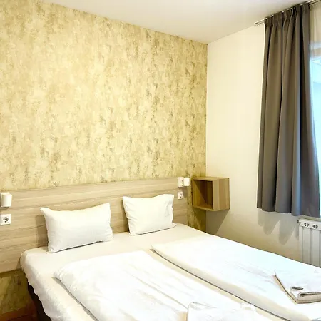 아파트 Prime - Modern 2 Bedroom Family With Balcony & Parking Included 부다페스트